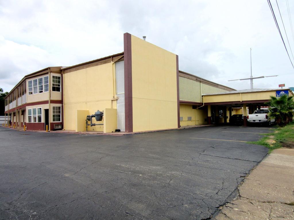 Budget Host Inn Arlington Zewnętrze zdjęcie
