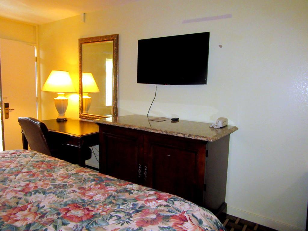 Budget Host Inn Arlington Zewnętrze zdjęcie