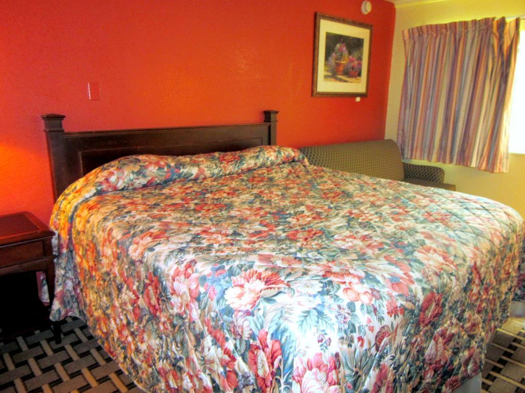 Budget Host Inn Arlington Zewnętrze zdjęcie
