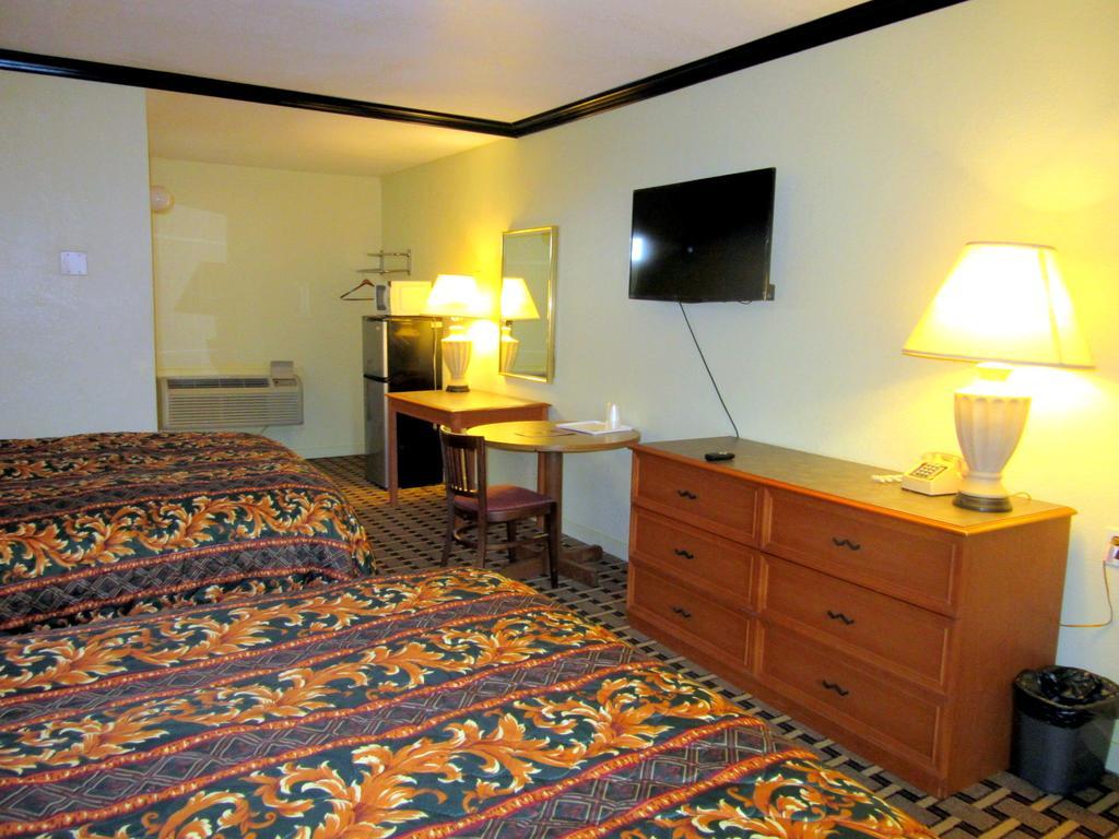 Budget Host Inn Arlington Zewnętrze zdjęcie